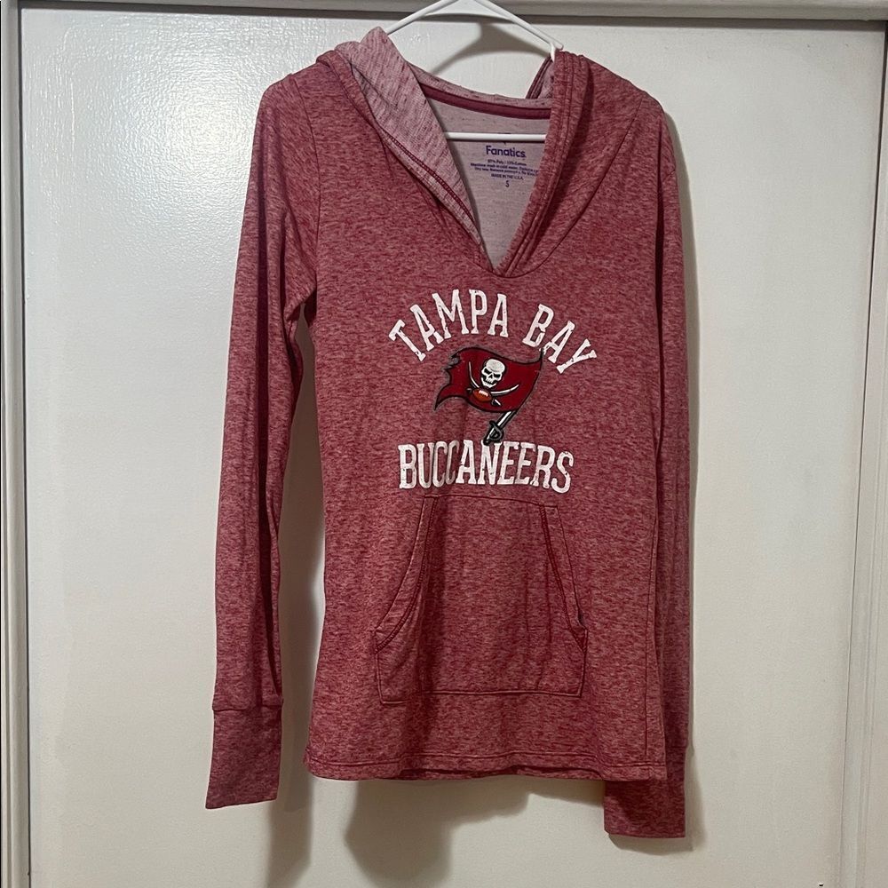 Fanatics Heathered Red Tampa Bay Buccaneers shirt Hoodie size small
